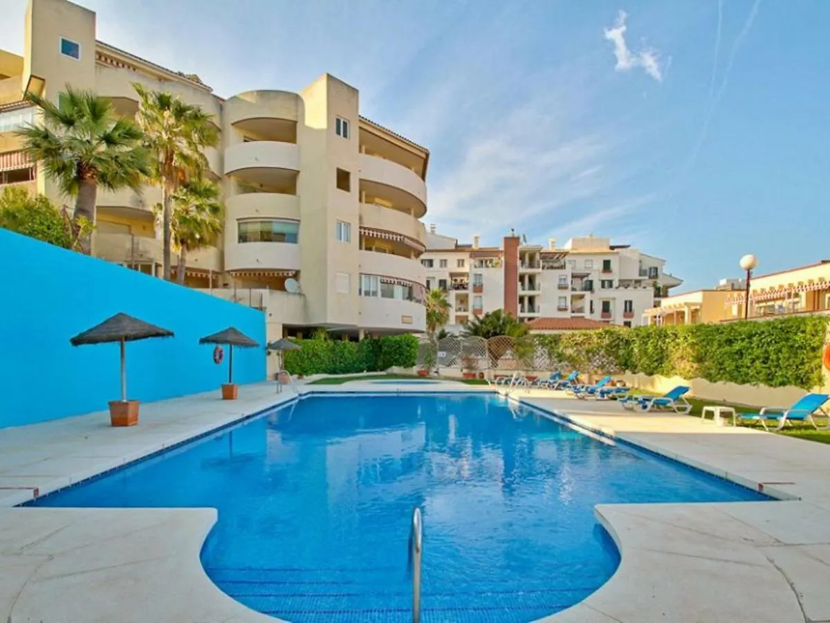 Spacious Beachfront Flat With Sea Views And Private Indoor Parking Benalmadena Apartment