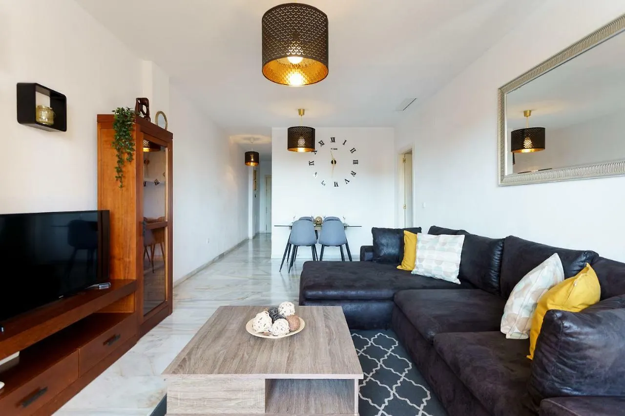Apartment Spacious Beachfront Flat With Sea Views And Private Indoor Parking Benalmadena