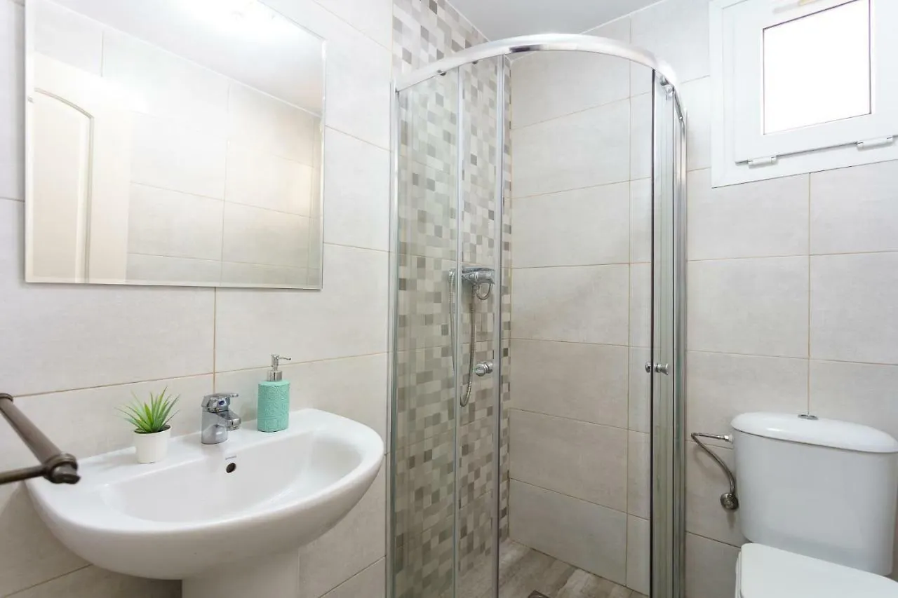 Spacious Beachfront Flat With Sea Views And Private Indoor Parking Benalmadena Spain